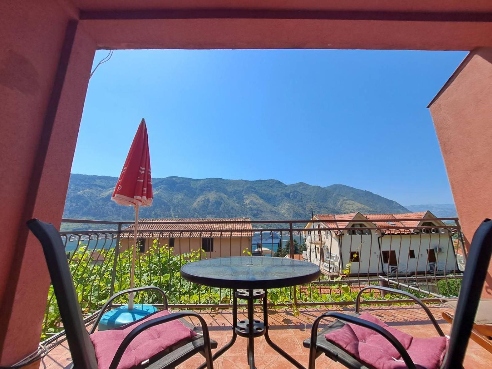 Apartments Lazarevic Kotor Bilik gambar