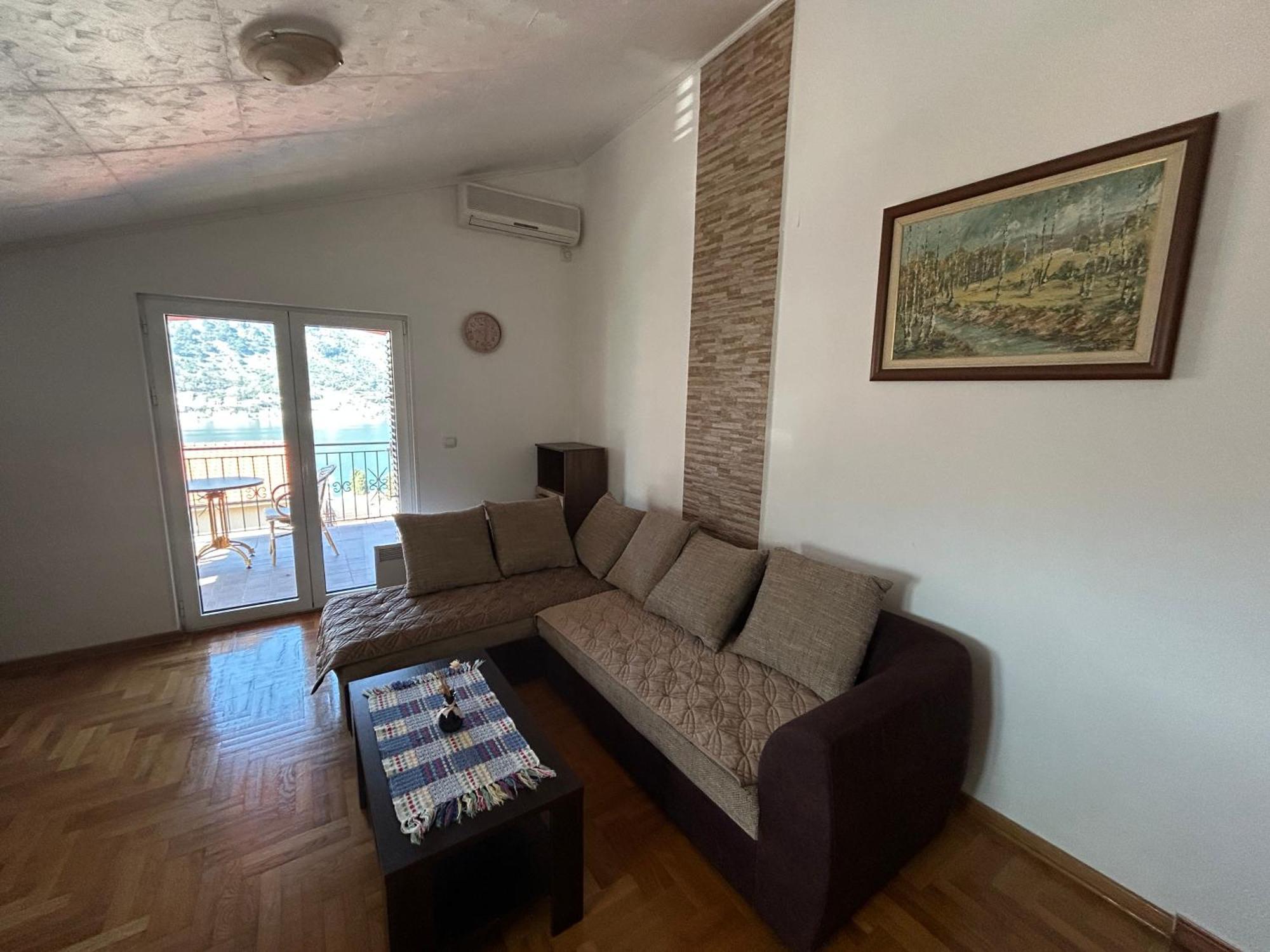 Apartments Lazarevic Kotor Luaran gambar