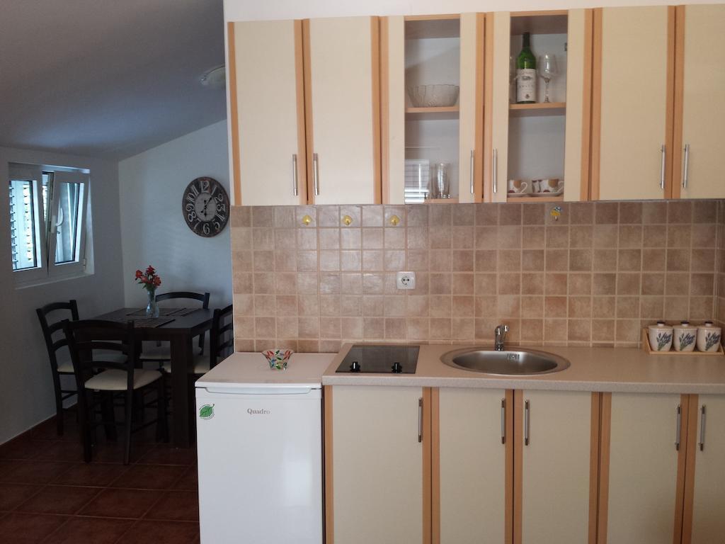 Apartments Lazarevic Kotor Bilik gambar